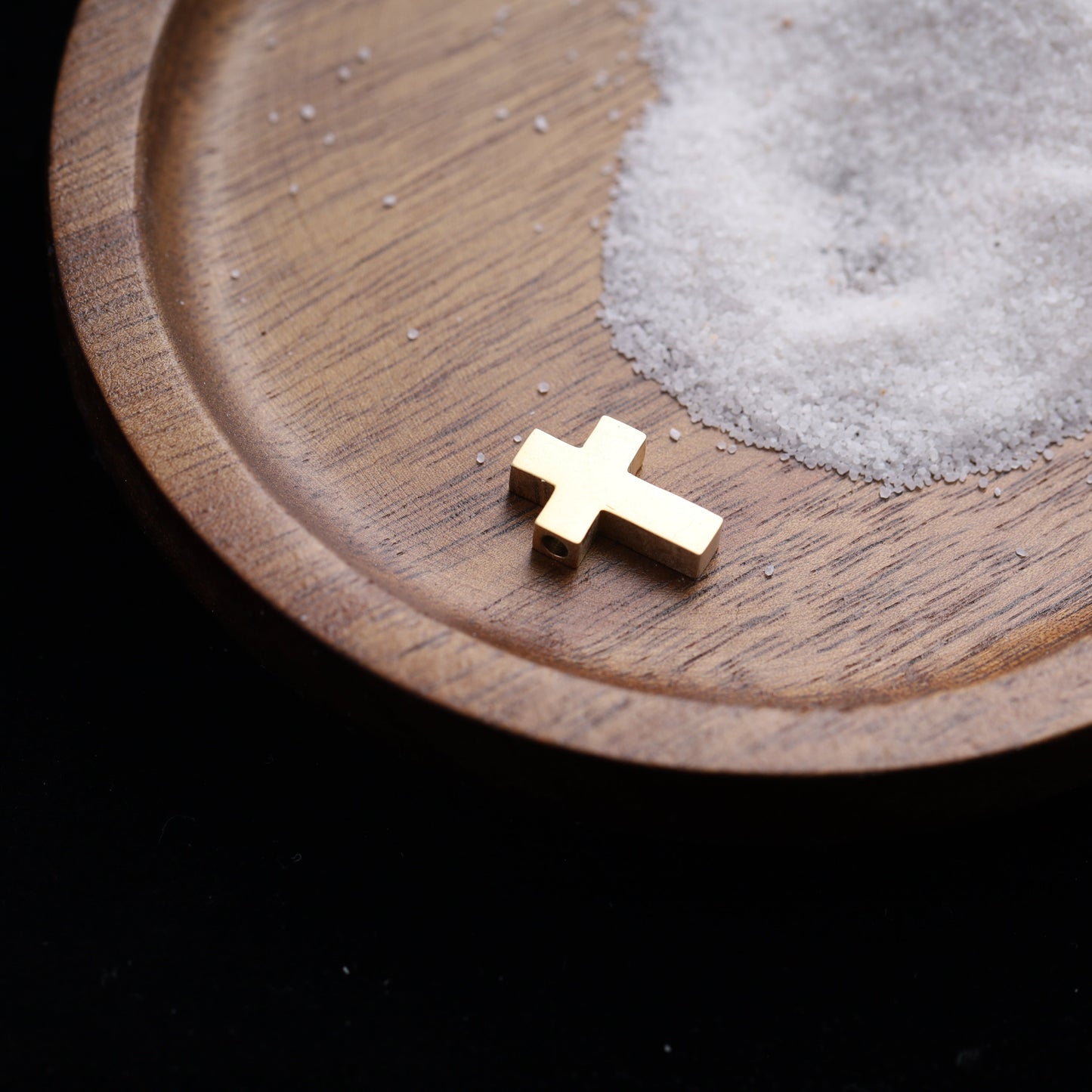 Minimalist Cross Necklace – Gold Stainless Steel, Adjustable Sliding Chain